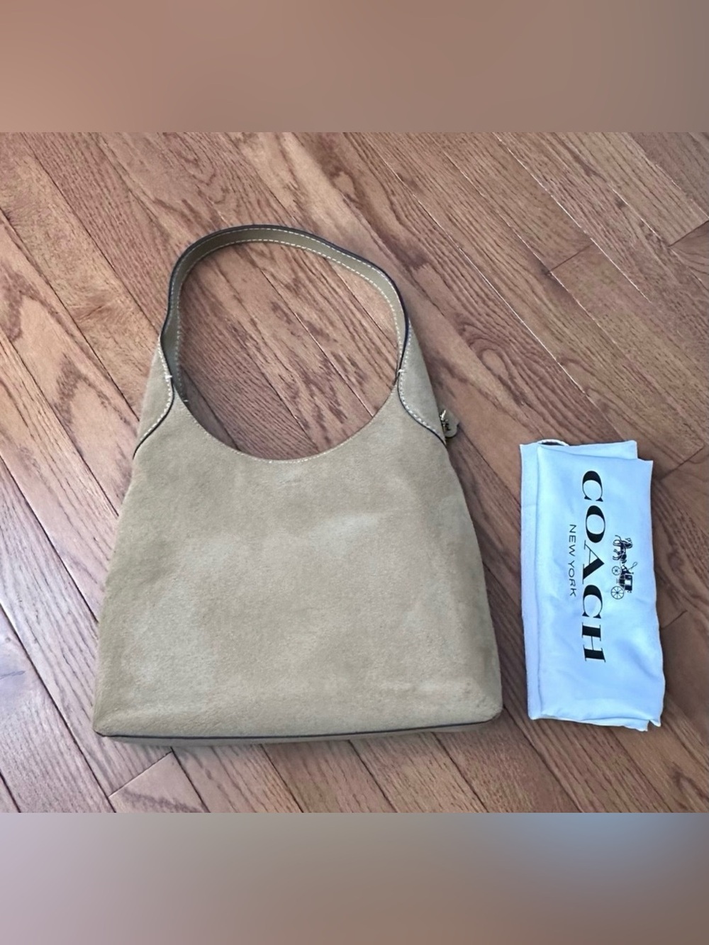 Coach - Brooklyn 28 Suede - Sand - Picture 5 of 5